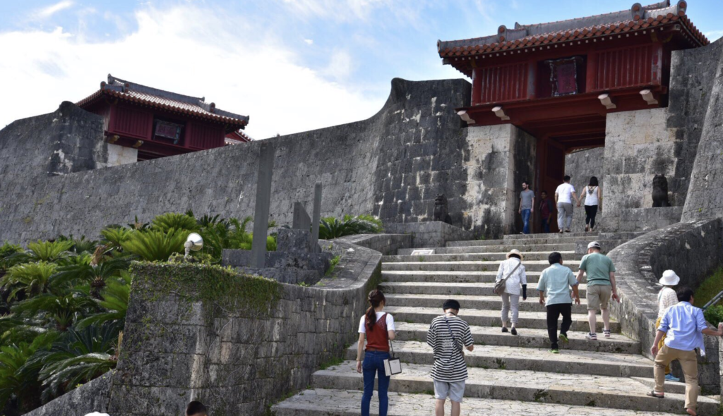 映画撮影を兼ねて沖縄に行った際に登場した首里城